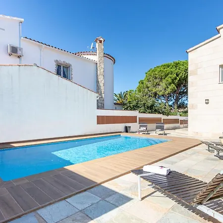 Villa Apart-rent Ter 0031 *