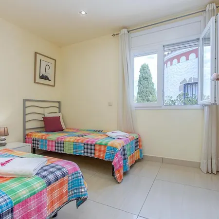 Apart-rent Ter 0031 * Empuriabrava